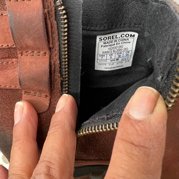 SOREL Lolla Leather Ankle Boots in Brown Women’s 7 - Picture 12 of 12